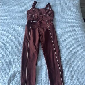 Abercrombie (YPB) Workout set (worn once)